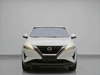 2023 Nissan Qashqai III, белый, 1670000 рублей, вид 2