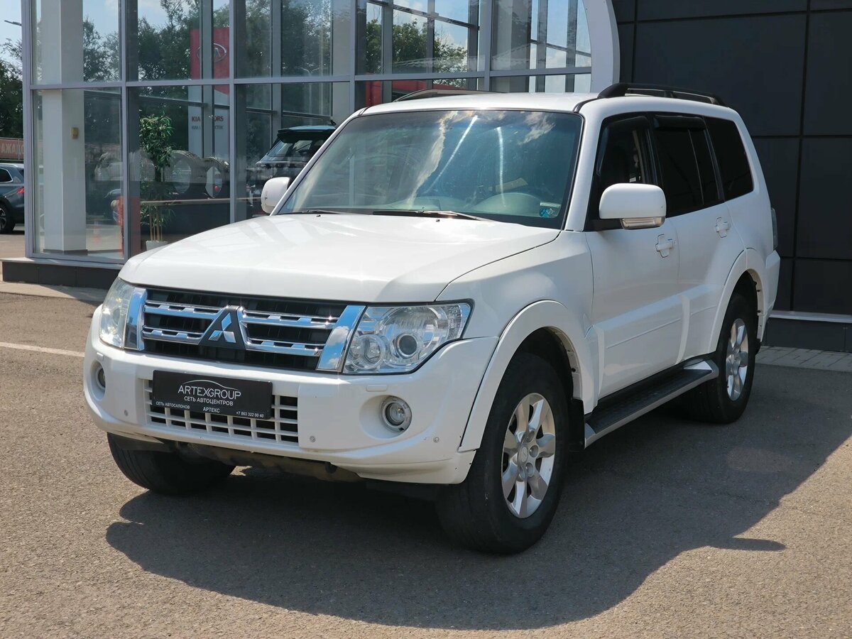 Открыть фотографии: Mitsubishi Pajero IV Рестайлинг 1