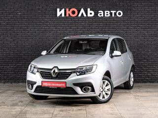 2018 Renault Sandero II Рестайлинг, серебристый, 990000 рублей, вид 1