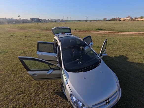 2003 Peugeot 307 I, серебристый, 600000 рублей - вид 10