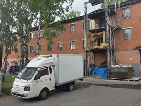 2012 Hyundai Porter II, белый, 1000000 рублей, вид 2