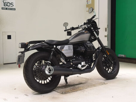 2023 Moto Guzzi V 9, чёрный, 810000 рублей, вид 5