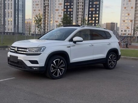 2021 Volkswagen Tharu I, белый, 1720000 рублей, вид 3