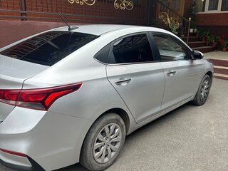 2019 Hyundai Solaris II, серебристый, 1180000 рублей, вид 2