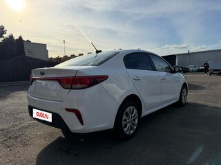2019 Kia Rio IV, белый, 695000 рублей, вид 5