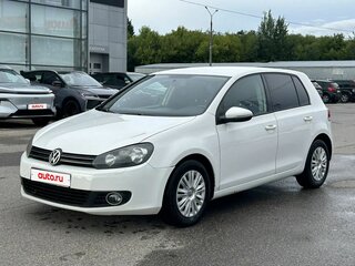 Volkswagen Golf VI