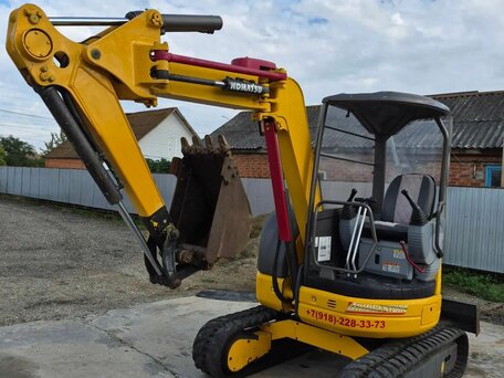 2016 Komatsu PC30UU, жёлтый, 2100000 рублей, вид 2