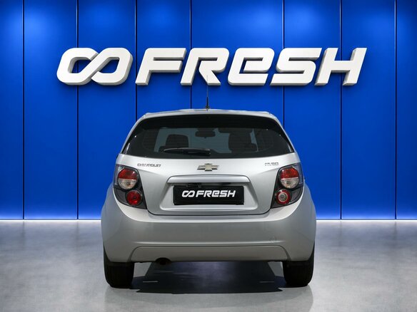 2012 Chevrolet Aveo II, серебристый, 649000 рублей - вид 3