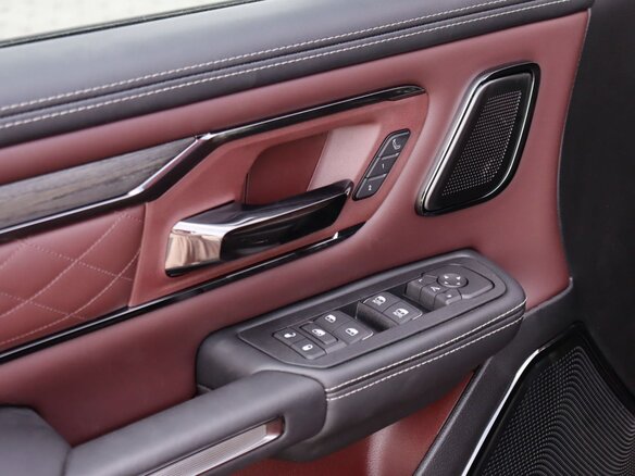 2026 Ram 1500 Crew Cab eTorque V Рестайлинг, чёрный, 12849000 рублей - вид 13