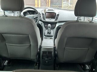 2017 Ford Kuga II Рестайлинг, белый, 1820000 рублей, вид 5