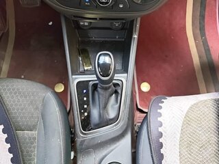 2021 Hyundai Verna IV Рестайлинг, белый, 1050000 рублей, вид 4