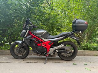 Suzuki SFV 400 Gladius