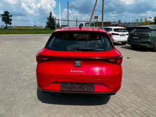 2023 SEAT Leon IV, пурпурный, 1479000 рублей, вид 5