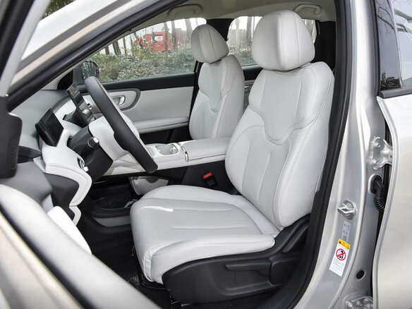 2026 Changan Qiyuan Q05 40.3 kWh II, серебристый - вид 11