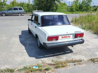 2010 Lada (ВАЗ) 2105, белый, 130000 рублей, вид 3