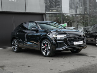 2020 Audi Q8 55 TFSI I (4M), чёрный, 6000000 рублей, вид 3