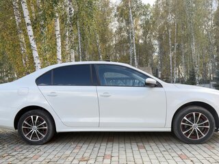 2016 Volkswagen Jetta VI Рестайлинг, белый, 1165000 рублей, вид 3