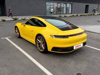 2020 Porsche 911 Carrera 4S VIII (992), жёлтый, 13150000 рублей, вид 3