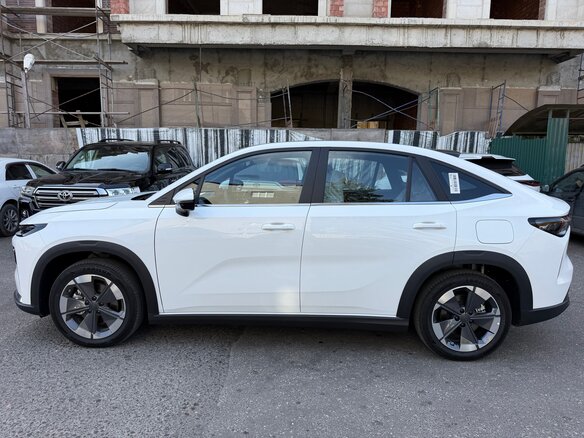 2026 Geely Boyue REV 50 kWh, белый, 2240000 рублей - вид 14