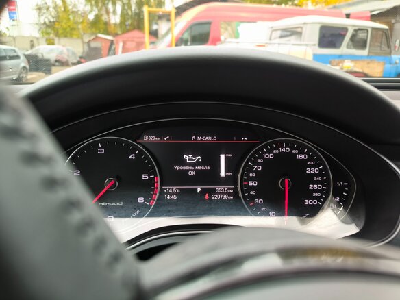 2013 Audi A6 IV (C7), коричневый, 2100000 рублей - вид 6