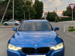2017 BMW 3 серии 330i xDrive VI (F3x) Рестайлинг, синий, 2175000 рублей, вид 3