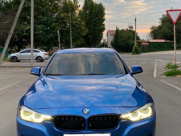 2017 BMW 3 серии 330i xDrive VI (F3x) Рестайлинг, синий - вид 2