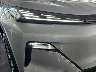 2026 Geely EX5 Гибрид EM-R, серебристый, 3829990 рублей, вид 4