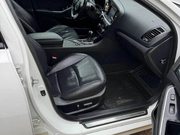 2015 Kia Optima III Рестайлинг, белый, 1650000 рублей - вид 4