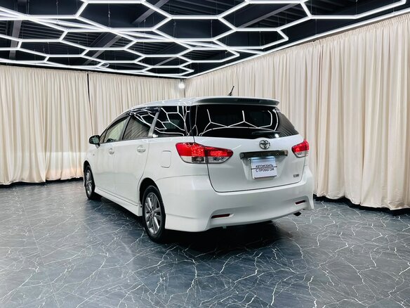 2012 Toyota Wish II, белый, 1669000 рублей - вид 4
