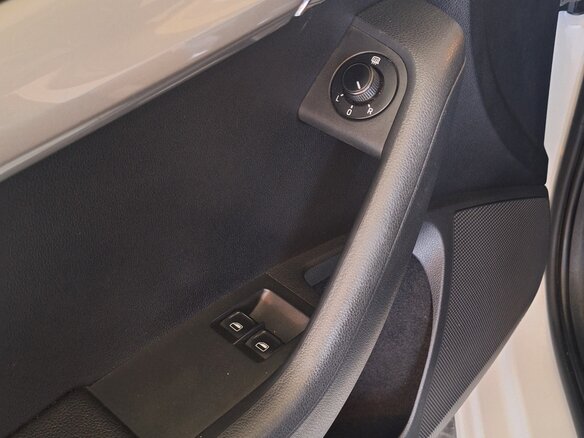 2014 Skoda Octavia III (A7), белый, 1230000 рублей - вид 18