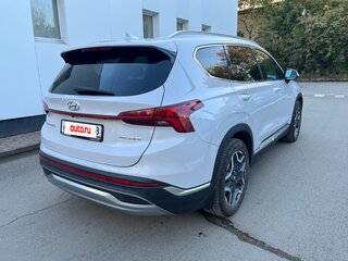 2022 Hyundai Santa Fe IV Рестайлинг, белый, 5000000 рублей, вид 4