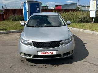 2012 Kia Cerato 6-speed II, серебристый, 535000 рублей, вид 2