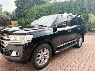 2018 Toyota Land Cruiser 200 Series Рестайлинг 2, чёрный, 7150000 рублей, вид 1
