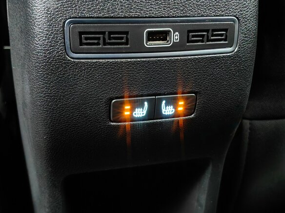 2021 Geely Coolray I, серый, 1799000 рублей - вид 25
