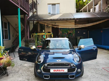 2017 Mini Hatch Cooper S III (F55/F56), синий, 1760000 рублей, вид 1