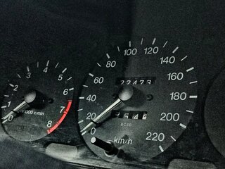 1996 Mazda 323 V (BA), зелёный, 70000 рублей, вид 4