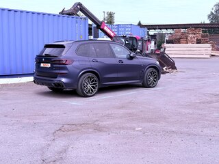 2020 BMW X5 M50d IV (G05/G18), синий, 7800000 рублей, вид 4