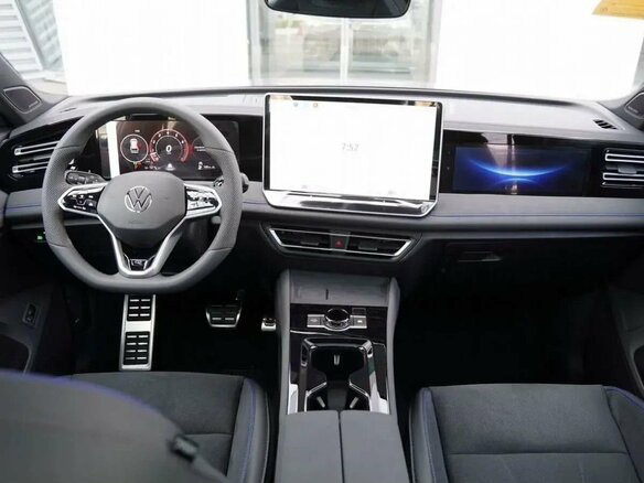 2026 Volkswagen Tiguan L Pro III (China Market), фиолетовый, 4950000 рублей - вид 13