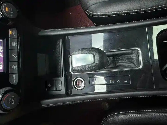 2023 Nissan Kicks I Рестайлинг, белый - вид 10