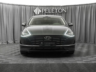 2021 Hyundai Sonata VIII (DN8), серый, 1860000 рублей, вид 3