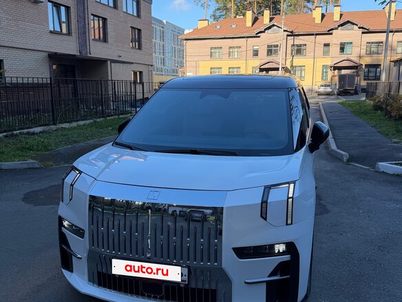 2023 Zeekr 009 116 kWh I, белый, 8400000 рублей