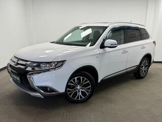 2015 Mitsubishi Outlander III Рестайлинг 2, белый, 2750000 рублей, вид 1