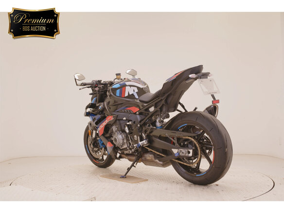 2024 BMW M 1000 R, чёрный, 2350000 рублей - вид 1