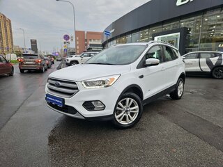 2016 Ford Kuga II Рестайлинг, белый, 1460000 рублей, вид 1