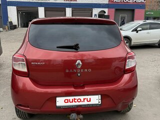 2017 Renault Sandero II, красный, 550000 рублей, вид 4