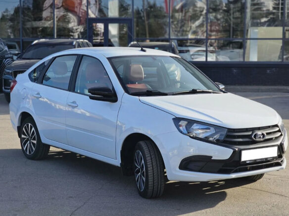 2024 Lada (ВАЗ) Granta I Рестайлинг, белый, 890000 рублей - вид 2