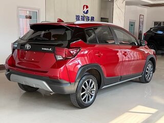 2023 Toyota Yaris L X XP150 Рестайлинг, пурпурный, 1730000 рублей, вид 5