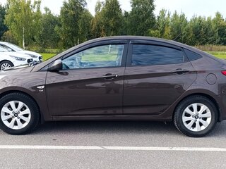 2016 Hyundai Solaris I Рестайлинг, коричневый, 980000 рублей, вид 3