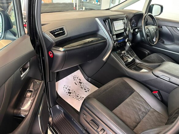 2015 Toyota Alphard III, чёрный, 3449900 рублей - вид 12