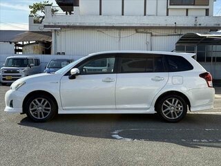 2015 Toyota Corolla Fielder XI (E160, E170, E180), белый, 1300000 рублей, вид 4